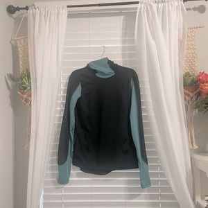 UNDER ARMOUR RUNNING SWEATSHIRT